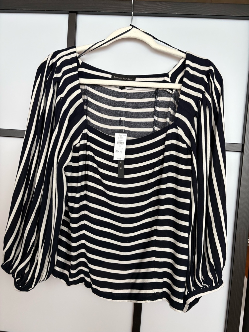 Banana Republic Striped Puff Sleeve Top Size M NWT - Picture 7 of 8